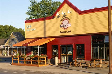 Grand traverse pie company - Grand Traverse Pie Company, Portage, Michigan. 2,516 likes · 5,551 were here. Grand Traverse Pie Company in Portage is a cozy place for meetings, great food, warm coffee, and pie.